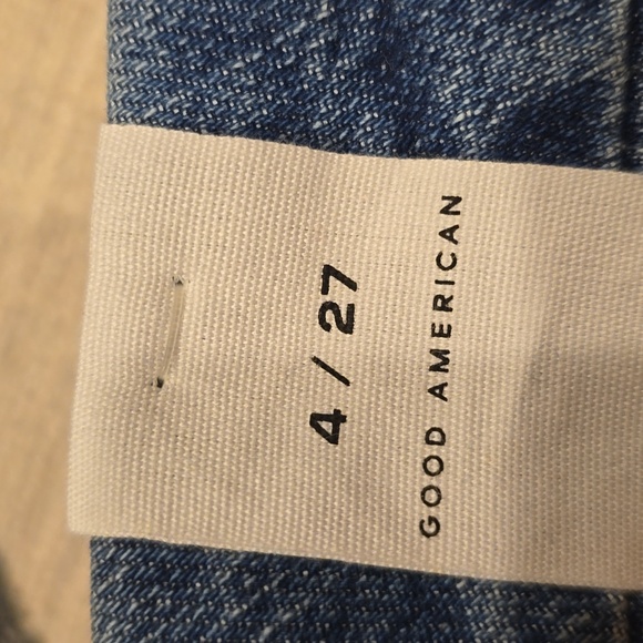 Good American Good Classic hi-rise skinnyish fit Jeans NWT $159 in size 4/27 - Picture 9 of 13